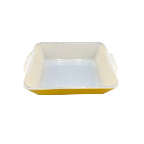 Vintage Pyrex Yellow Refrigerator Dish – 1.5 Quart, No Lid - Picture 5 of 6